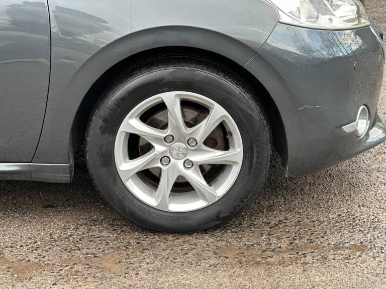 2014 Peugeot 208 1.4 e-HDi Active 3dr EGC HATCHBACK Diesel Automatic