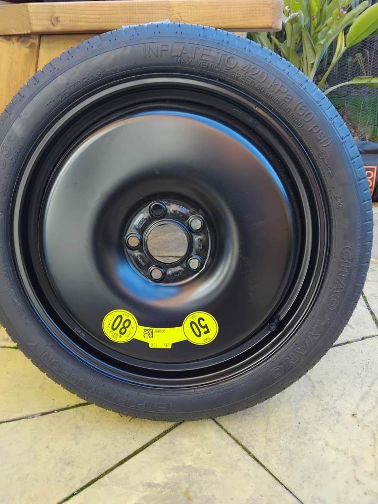 Volvo XC40 Spare Wheel and Tool kit. Unused