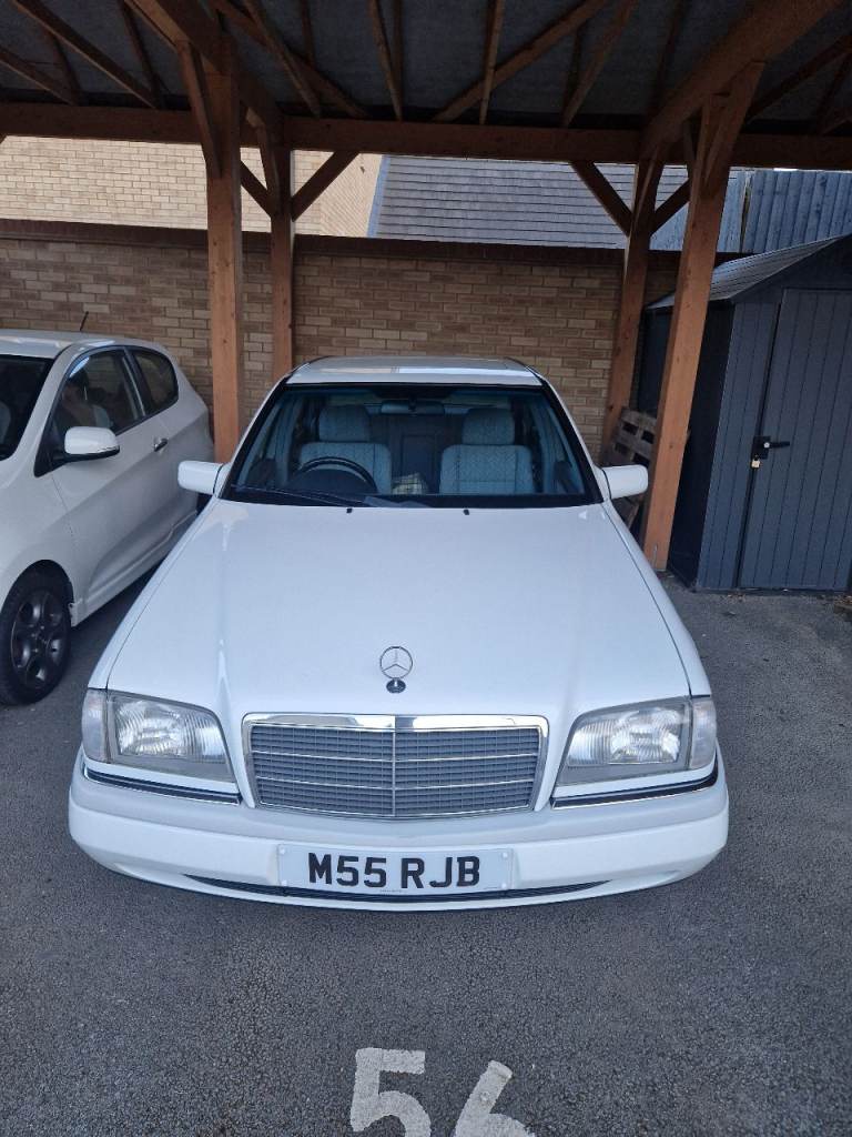 Mercedes-Benz, C CLASS, Saloon, 1994, Automatic, 1998 (cc), 4 doors