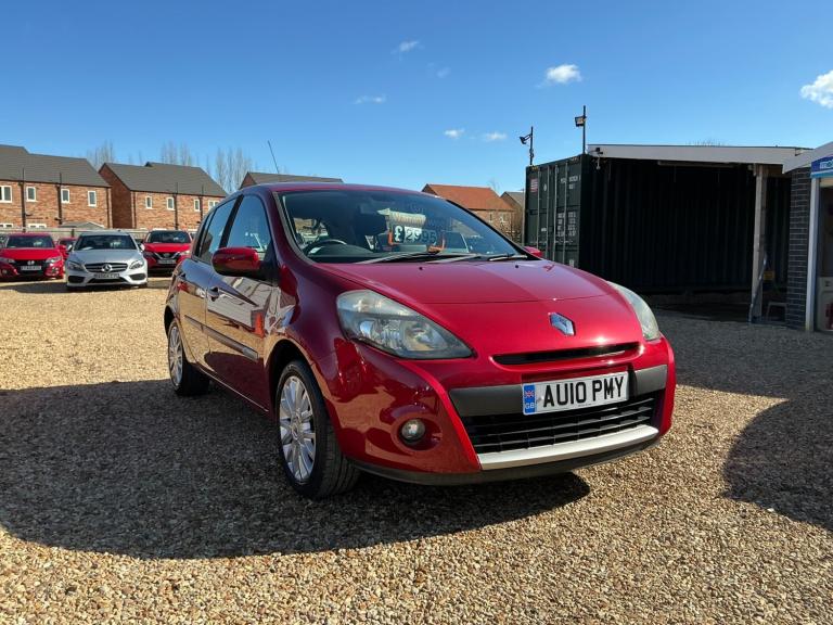 2010 Renault Clio 1.5 dCi 86 Dynamique TomTom 5dr HATCHBACK Diesel Manual