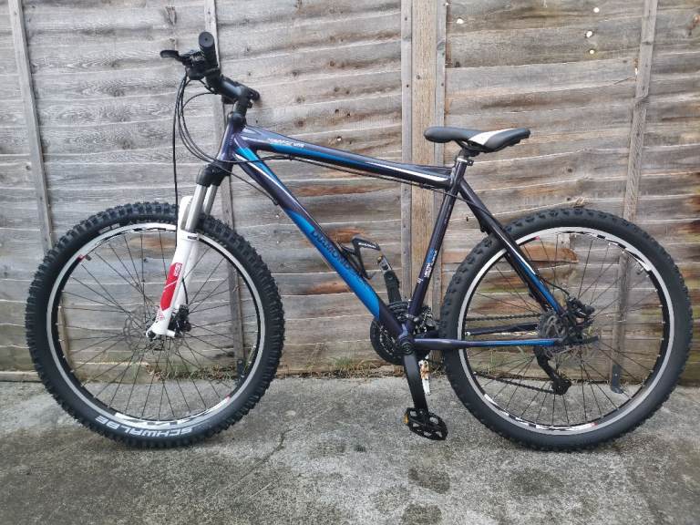 MOUNTAIN BIKE DIAMONDBACK 