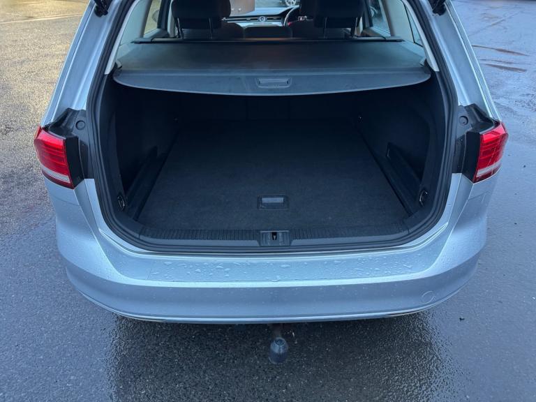 2015 Volkswagen Passat S TDI BLUEMOTION TECHNOLOGY Estate Diesel Manual