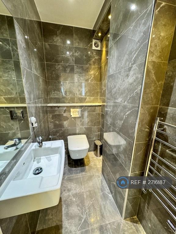 2 bedroom flat in Dudley Court, London, W1H (2 bed) (#2716187)