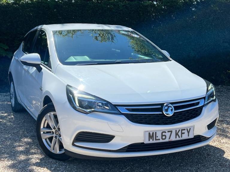 2017 Vauxhall Astra 1.6 CDTi ecoFLEX Design Hatchback 5dr Diesel Manual Euro 6 (s/s) (110 ps) Hat...