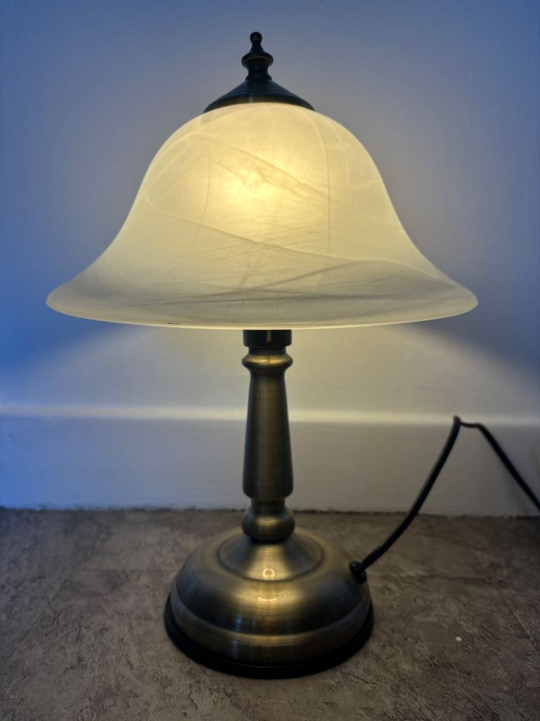 Touch lamp 