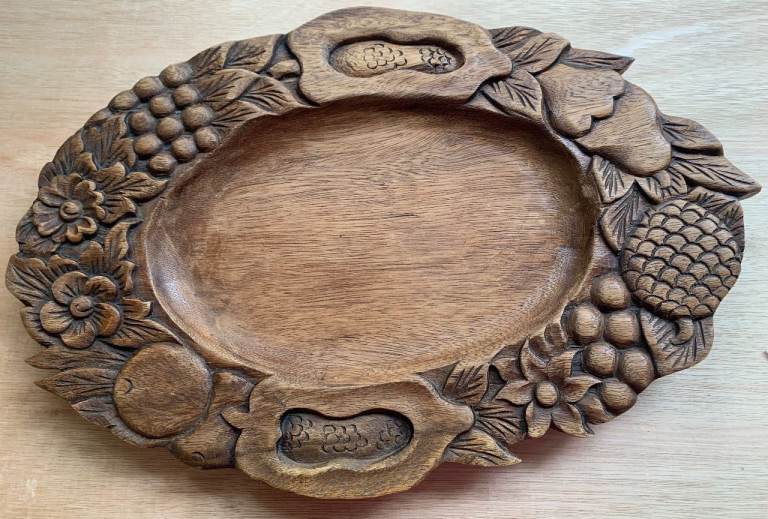 Oval Oak fruit bowl-platter