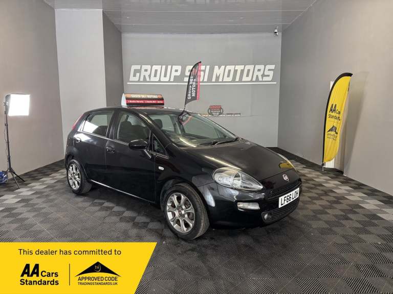 2016 Fiat Punto 1.4 Easy+ 5dr HATCHBACK PETROL Manual