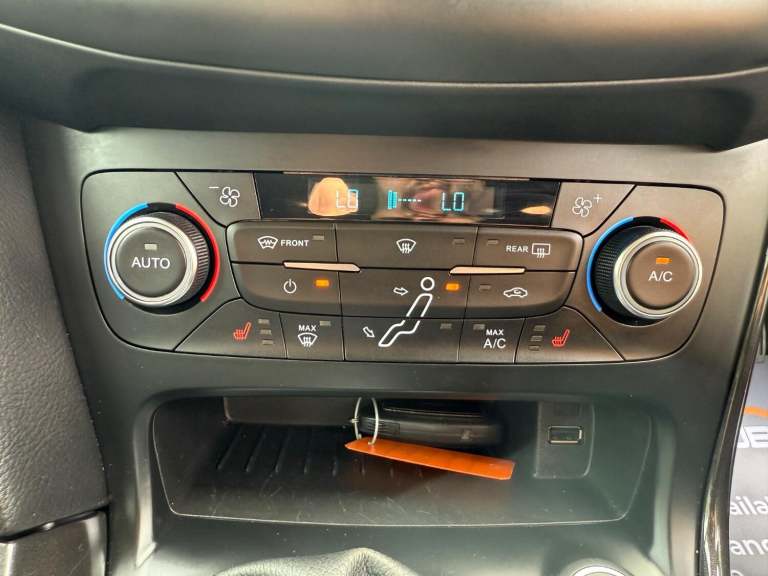 2016 FORD FOCUS 1.5 T EcoBoost Titanium X ULEZ Petrol Manual 5 Door