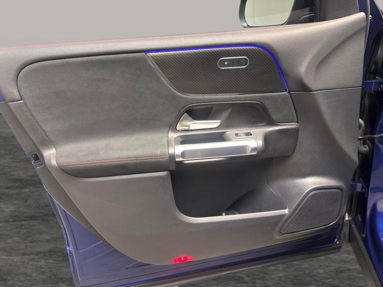 2023 Mercedes-Benz GLB 1.3 GLB200 AMG Line Night Edition (Premium Plus) SUV 5dr Petrol 7G-DCT Eur...