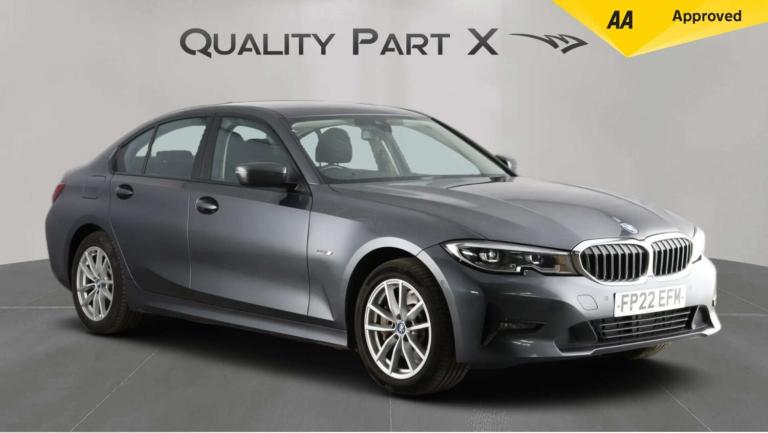 2022 BMW 3 Series 2.0 330e 12kWh SE Pro Saloon 4dr Petrol Plug-in Hybrid Auto Euro 6 (s/s) (2 Sal...