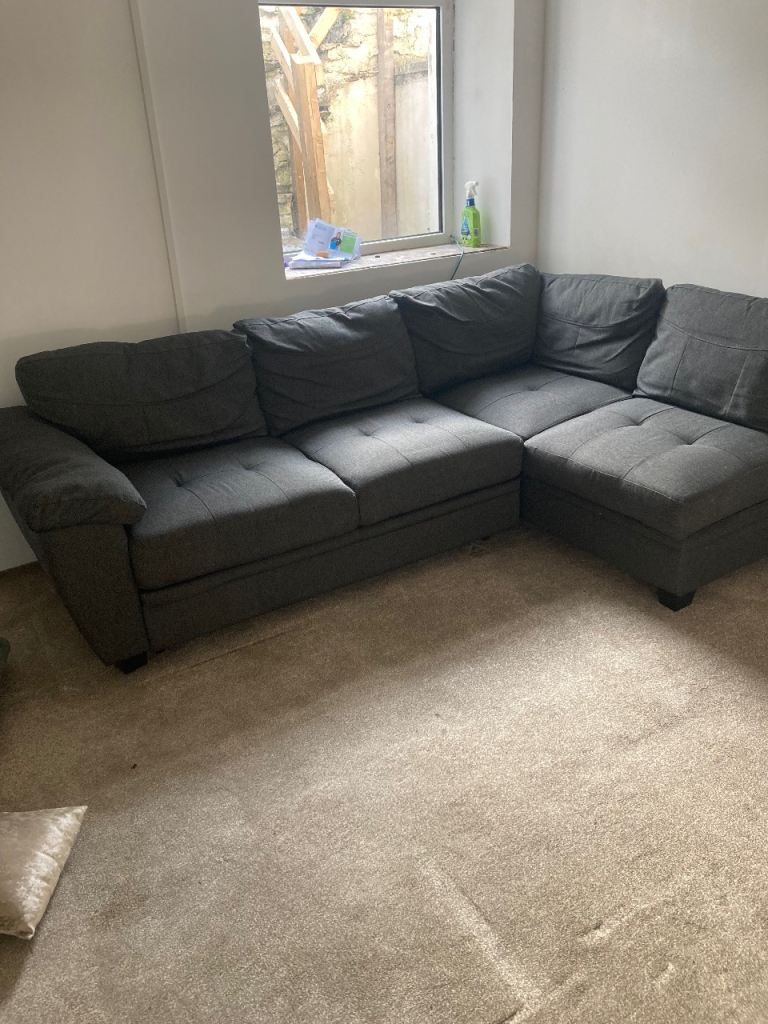 Corner sofa bed £200 can deliver 