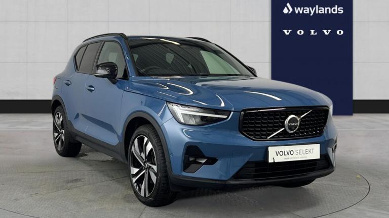 2022 Volvo XC40 B4 Ultimate, Mild Hybrid, Petrol, Dark(Panroof, Harman Kardon) Estate Petrol Auto...