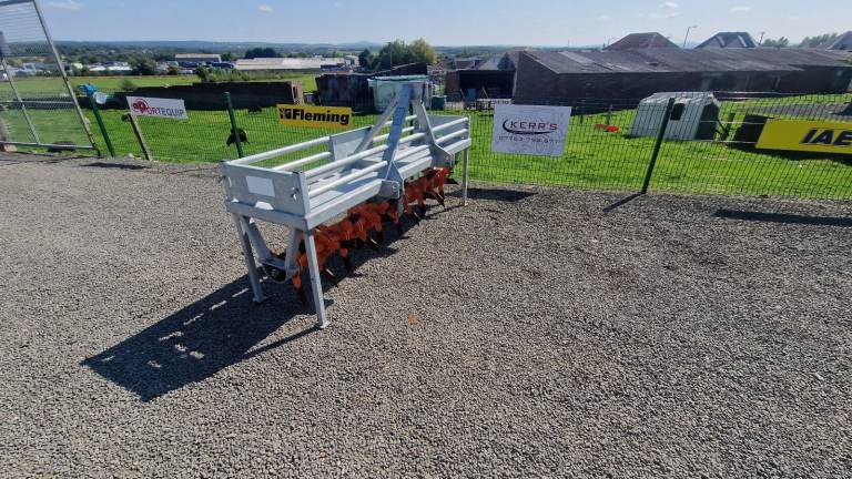 Tractor three point ritchie 2.5 m slitter aerator 