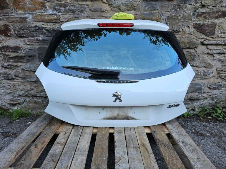 Peugeot 208 2013 Bootlid Tailgate 