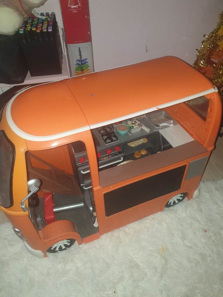 Toy cafe van on wheels 