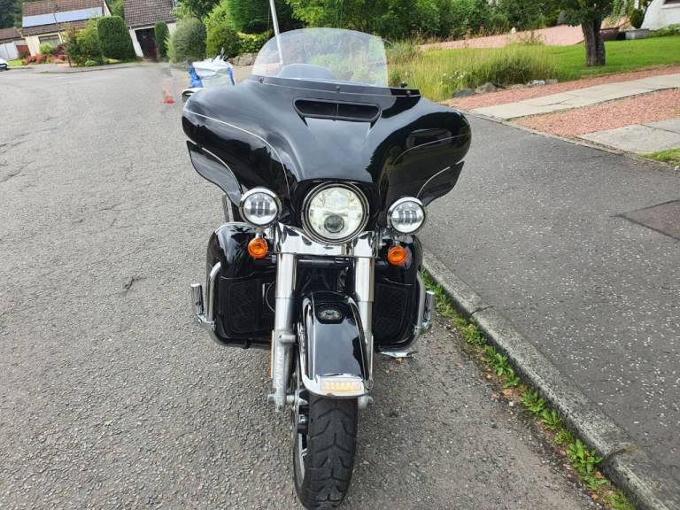 Harley-Davidson, TOURING ELECTRA GLIDE, 2015, 1690 (cc)