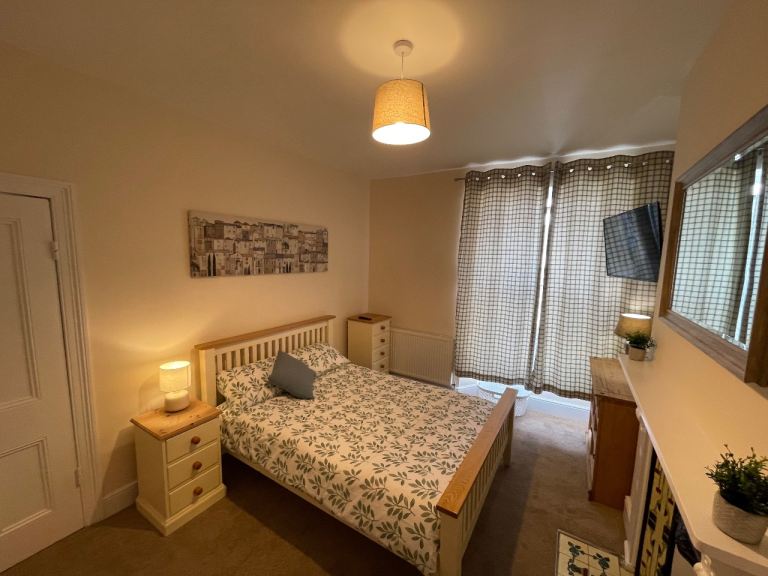 Room to let in shared house