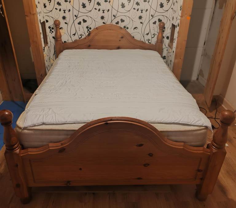 Solid Pine Wooden Electric Bed Going Very Cheap