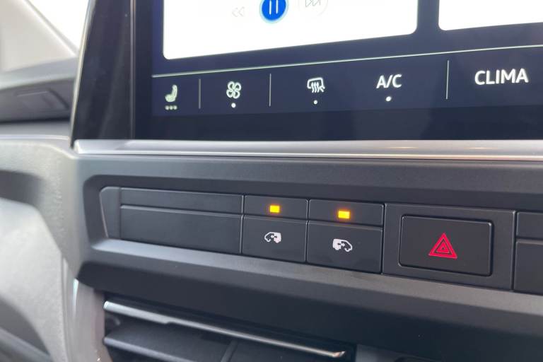 2025 Volkswagen Transporter 2.0 TDI 170PS Commerce Pro Van Auto-Tailgate Van DIESEL Automatic