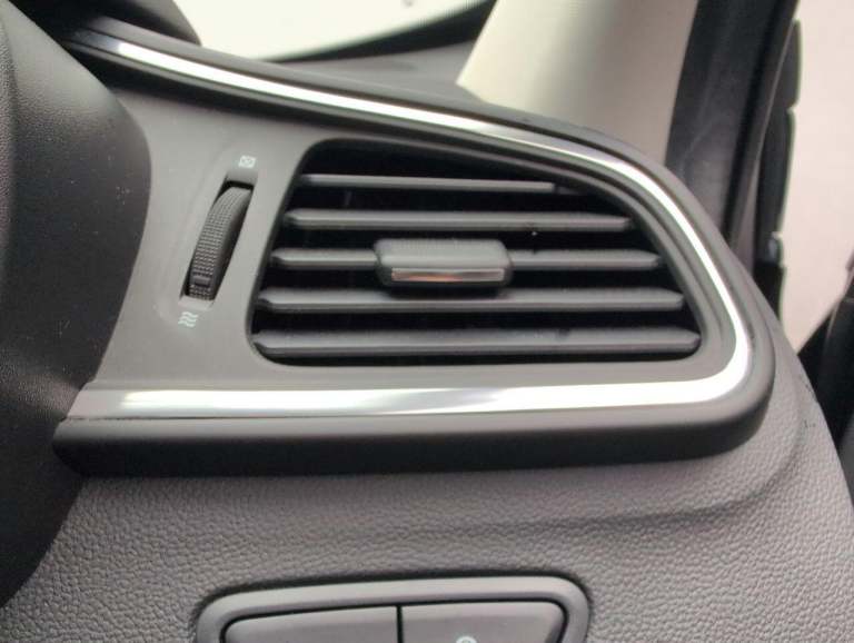 2018 Renault Kadjar 1.5 dCi Signature Nav SUV 5dr Diesel Manual Euro 6 (s/s) (110 ps) HILL STAR H...