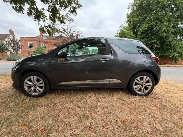 Citroen, DS3, Hatchback, 2013, Manual, 1560 (cc), 3 doors