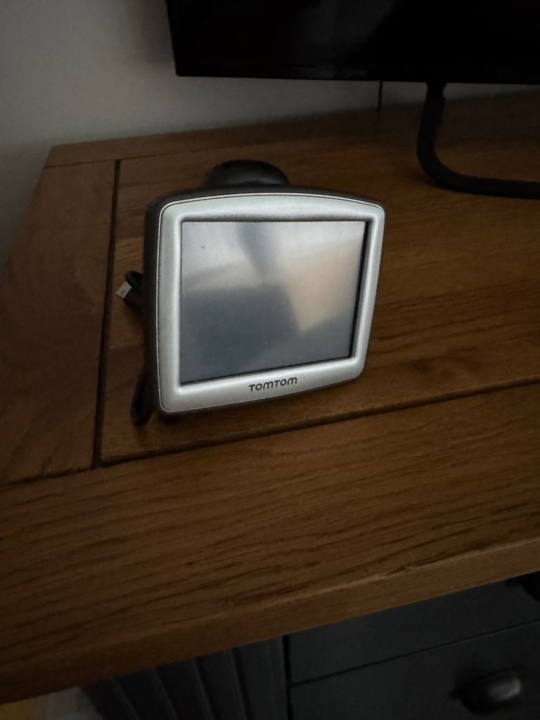 Tom Tom N14644 sat nav Bitterne Southampton 