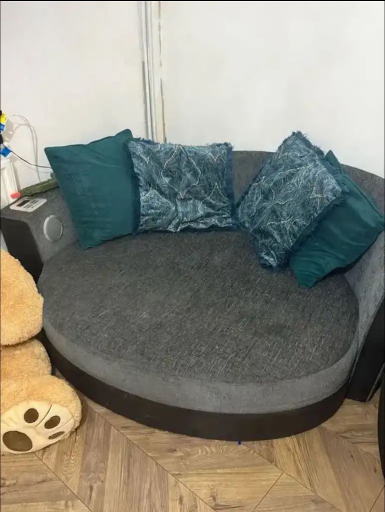 Free Sofa