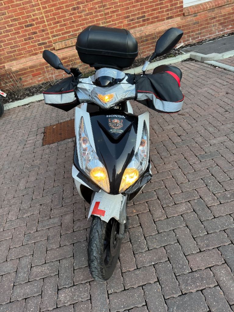 Honda, NSC, 2014, 49 (cc)