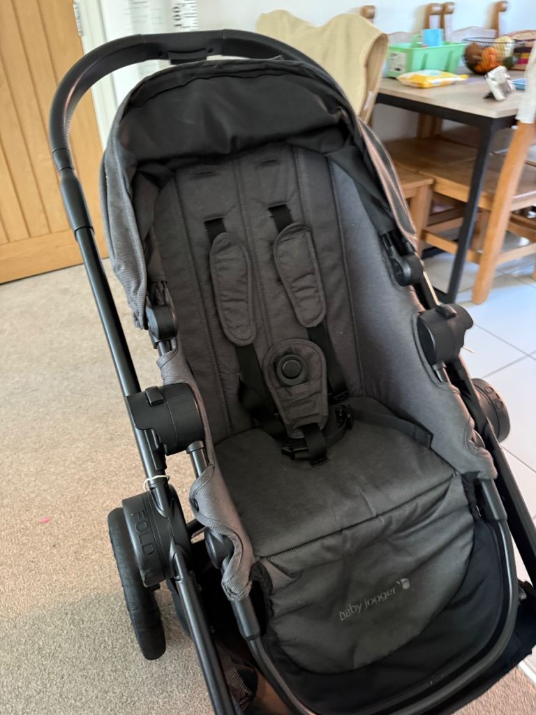 image for Baby Jogger City select 2 pushchair open to offers!
