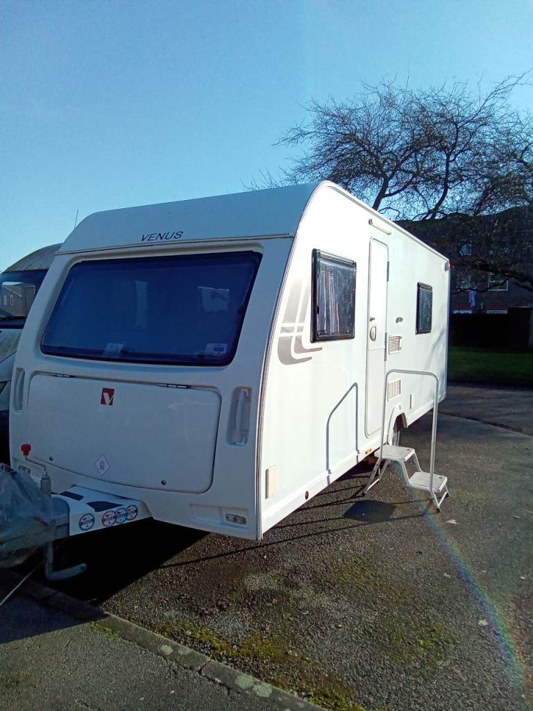 QUICK SALE. PRICE REDUCED. ONE WEEK ONLY. 