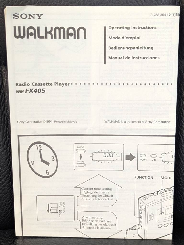 VINTAGE SONY WALKMAN WM-FX405 RADIO CASSETTE PLAYER OPERATING INSTRUCTIONS 1994