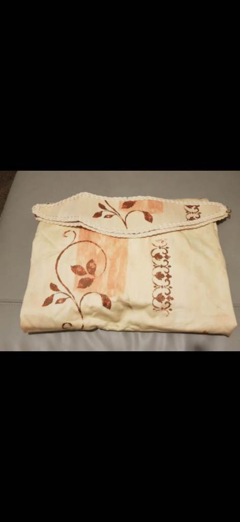 Brand newCream and Brown Floral Duvet Cover and Pillowcase Set