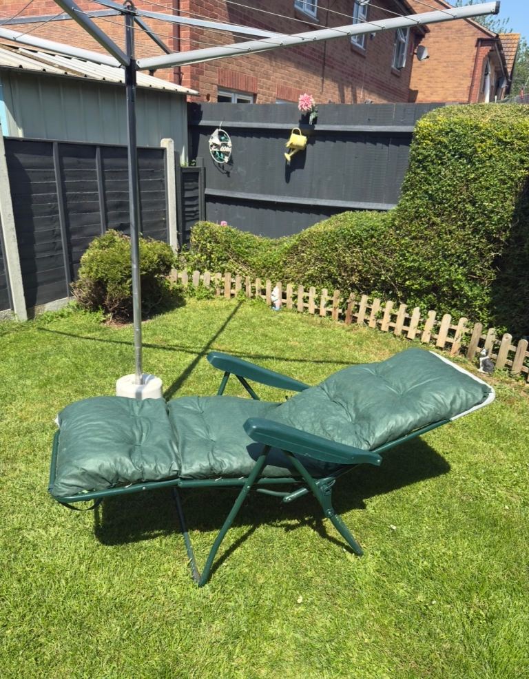 Sun Lounger (adjustable)