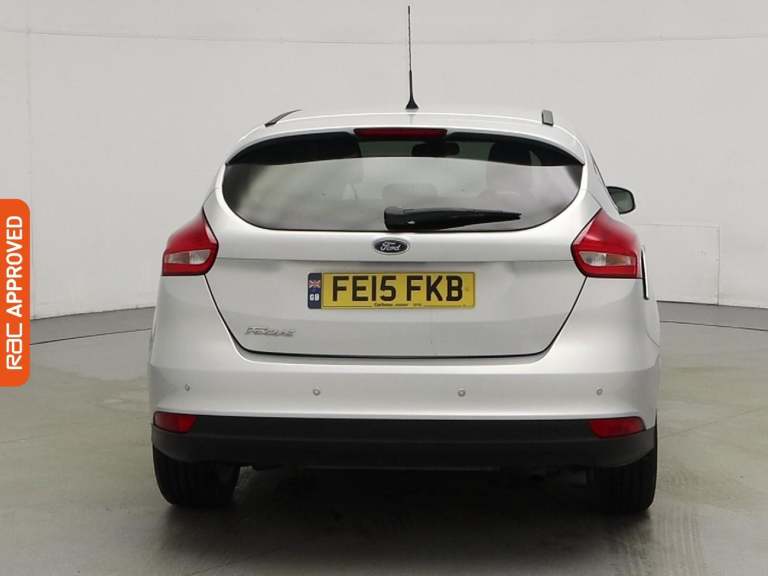 2015 Ford Focus 1.6 Zetec Hatchback 5dr Petrol Powershift Euro 6 (125 ps) Hatchback PETROL Automatic