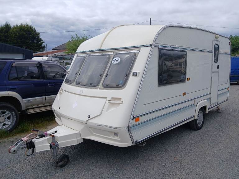 Abby 2 birth caravan