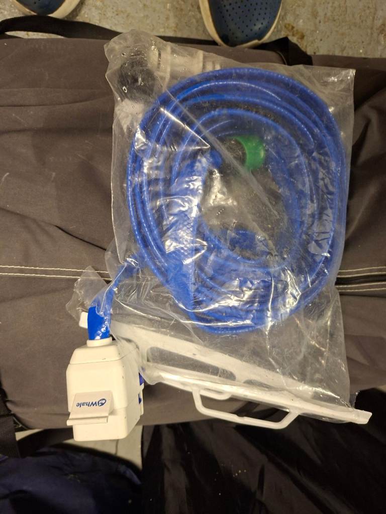 Whale Aquasource water hook up