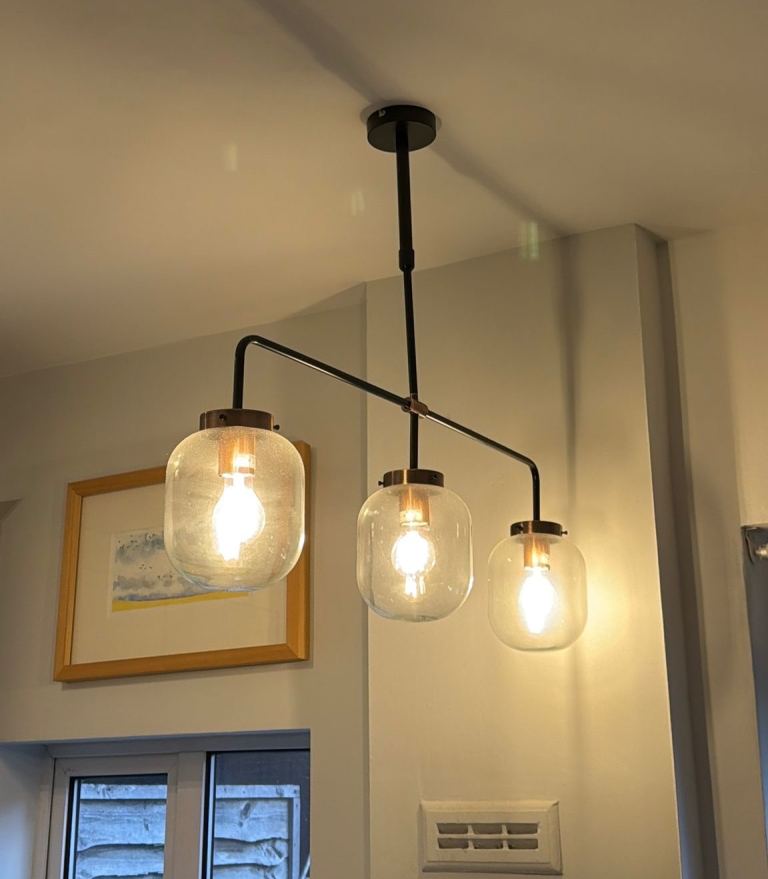 Unique 3-Pendant Light Fitting with Glass Bowls