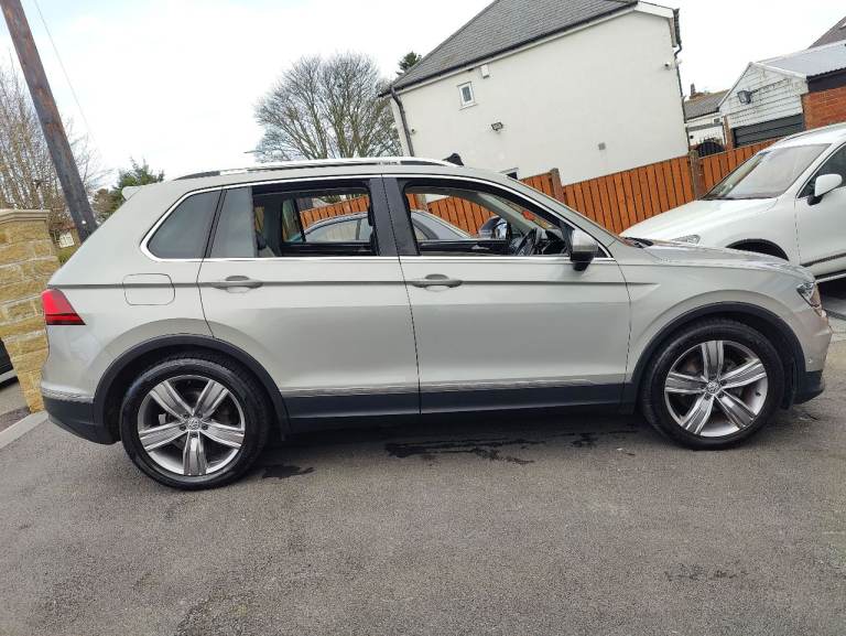 2018 VW TIGUAN 2.0 TDI SEL -DSG AUTO - PAN ROOF - STORM GREY LEATHER - HPI CLEAR