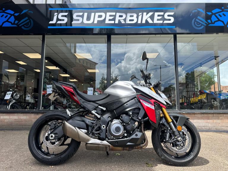 SUZUKI GSXS1000 RQM4 2025 - ONLY 2213 MILES - VERY CLEAN EXAMPLE