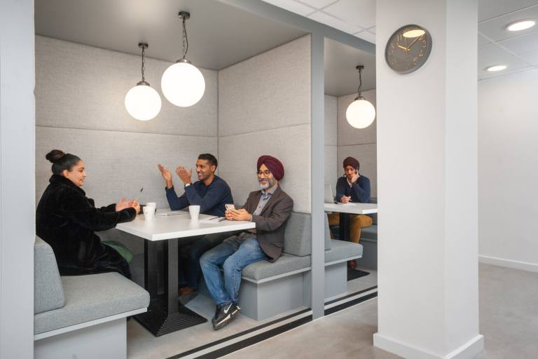 Leicester - LE19 1WY \ Move-In Ready Office for 3 Workstations