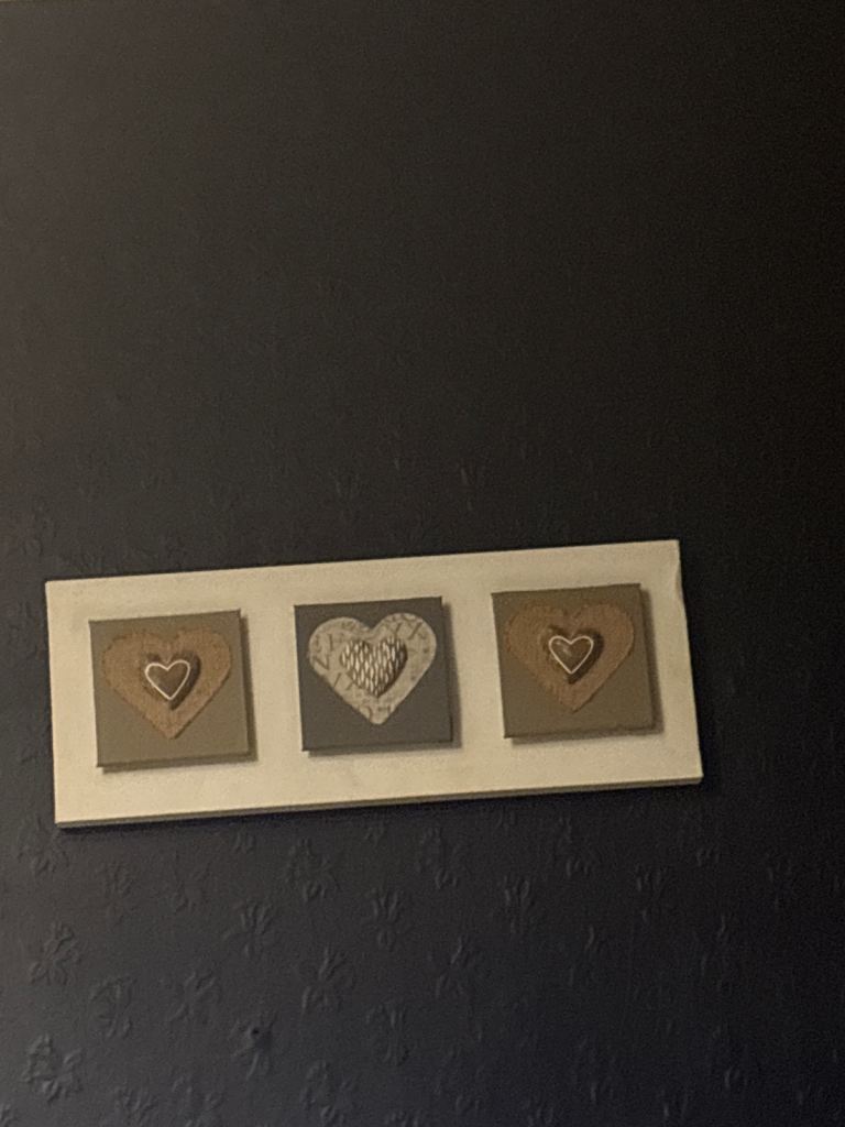 3 hearts on 1 canvas