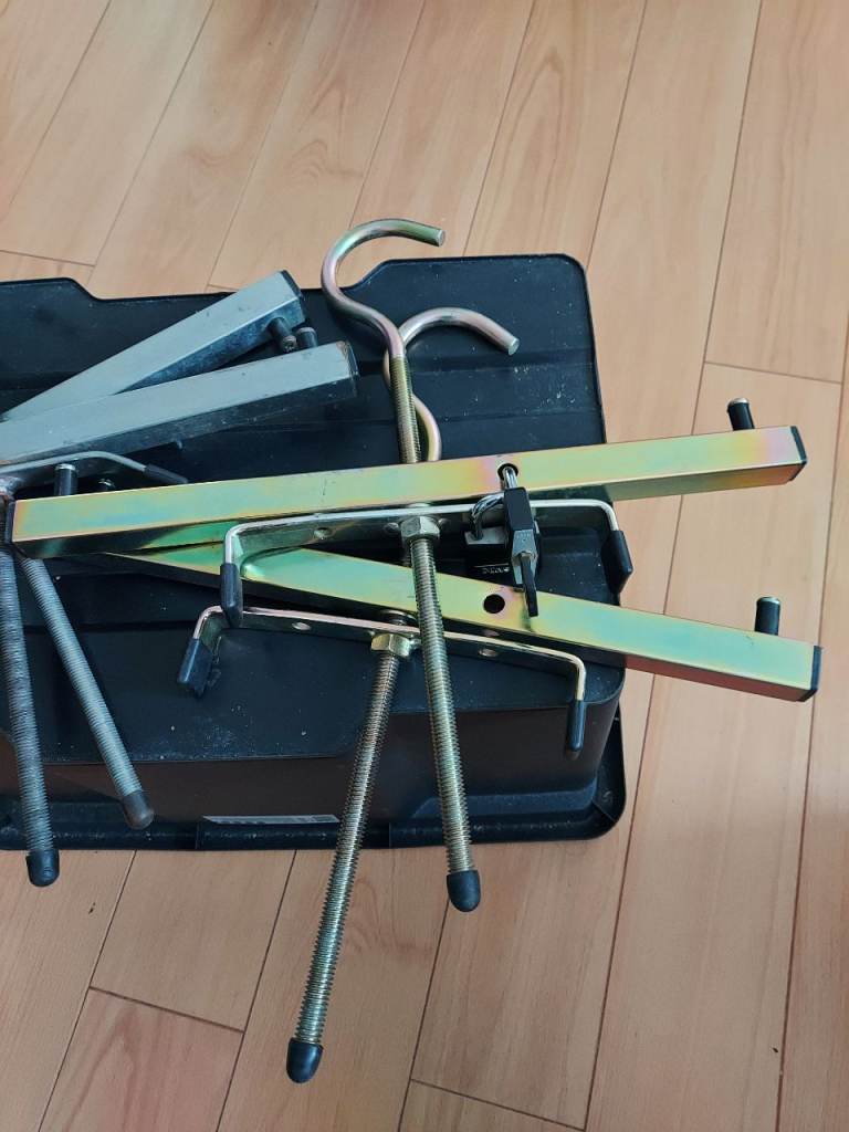 4 x Roof rack ladder clamps 