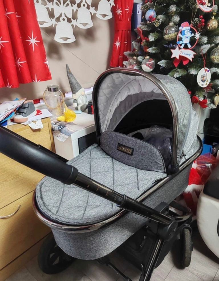 Vinicci 3 in 1 travel system pushchair 