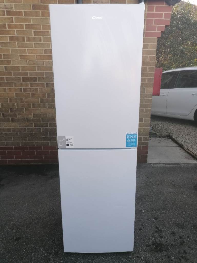 image for FRIDGE FREEZER LARGE SIZE CAPACITY 50/50 CANDY CAN DELIVER £180