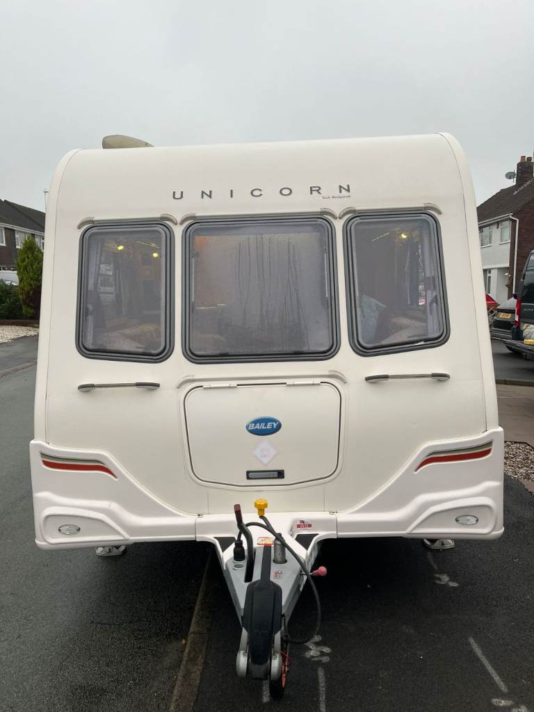 Bailey Unicorn Valencia 4 berth 2012 Fixed Bed Single Axle