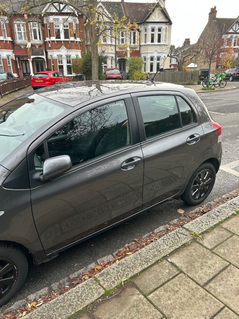 Toyota, YARIS, Hatchback, 2009, Manual, 998 (cc), 5 doors