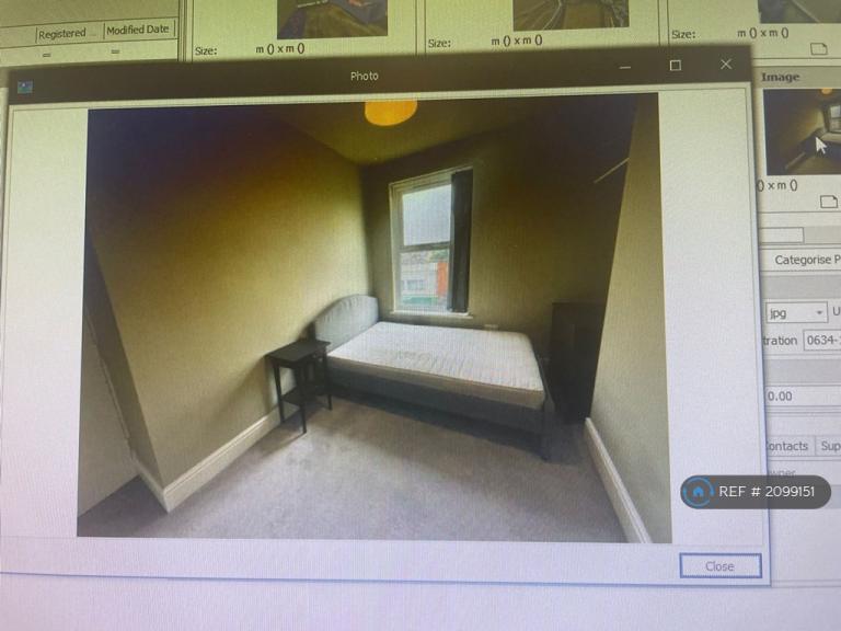 2 bedroom flat in Alfreton Road, Nottingham, NG7 (2 bed) (#2099151)