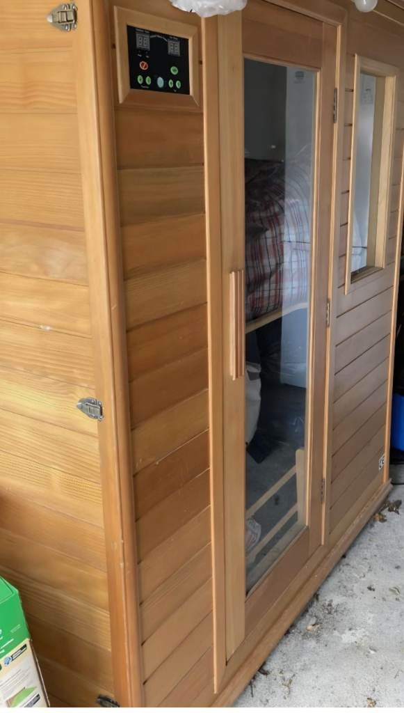 Suncoast Infrared Sauna Room – Good Condition