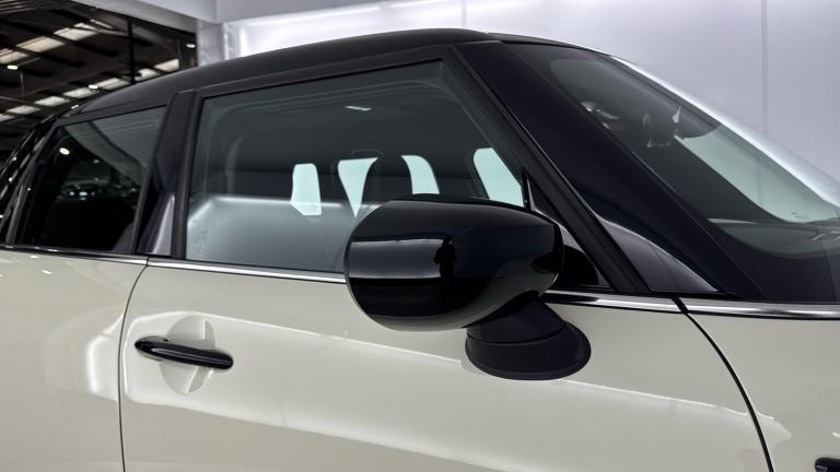 2022 MINI Hatch 1.5 Cooper Sport 5dr Petrol Hatchback Hatchback Petrol Manual