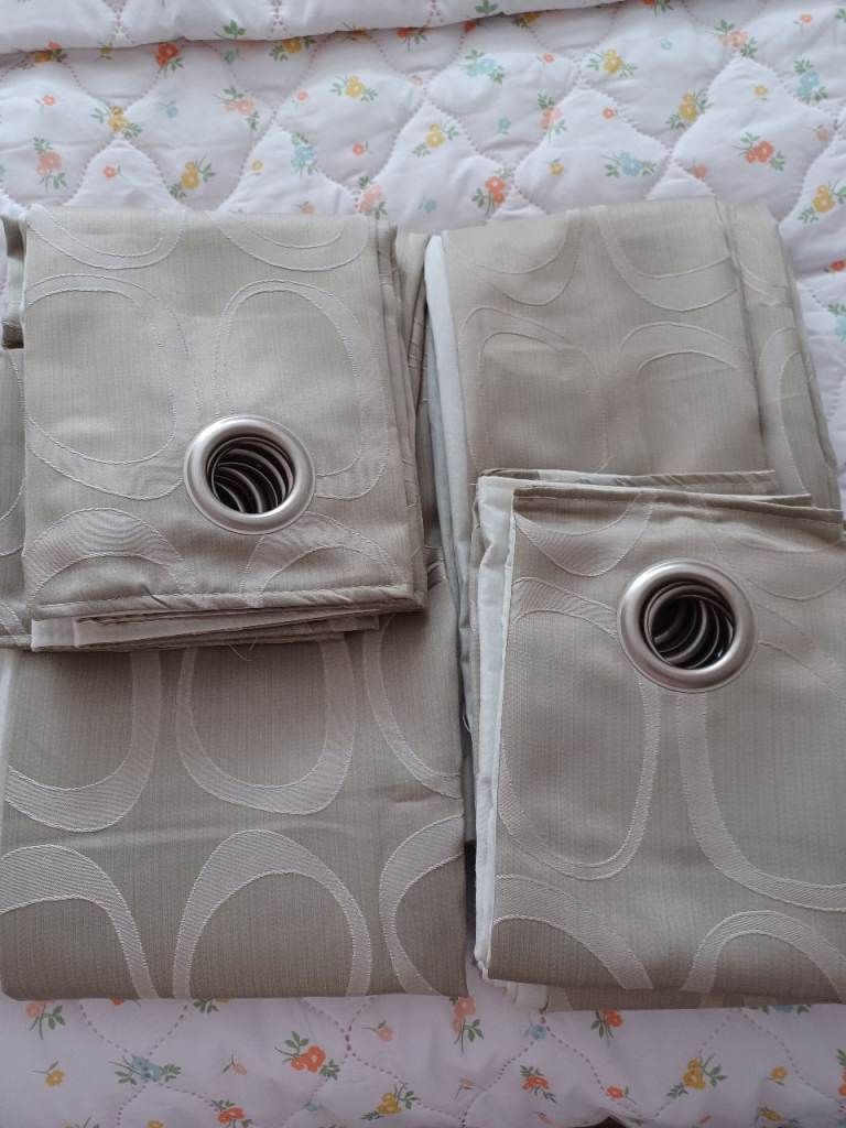 Next Curtains